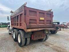 1989 Freightliner Tri/Axle Dump Truck