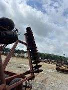 International 490 32' Pull Type Disk