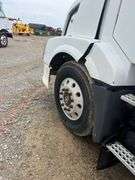 2006 Volvo T/A Daycab Truck *INOP
