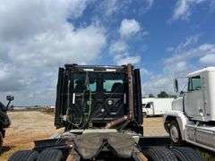 2015 Freightliner S/A Daycab Truck *INOP