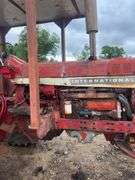 International Farmall 756 Tractor *INOP