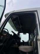 2006 Volvo T/A Daycab Truck *INOP