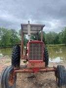 International Farmall 756 Tractor *INOP