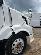 2006 Volvo T/A Daycab Truck *INOP