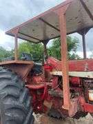 International Farmall 756 Tractor *INOP