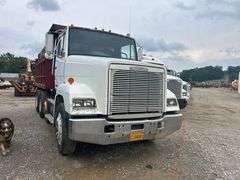 1989 Freightliner Tri/Axle Dump Truck