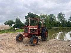 International Farmall 756 Tractor *INOP