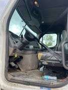 2010 Freightliner Cascadia T/A Daycab Semi Truck *INOP