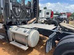 2017 Freightliner S/A Daycab Truck *INOP