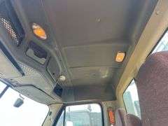 2018 Freightliner T/A Daycab Truck *INOP