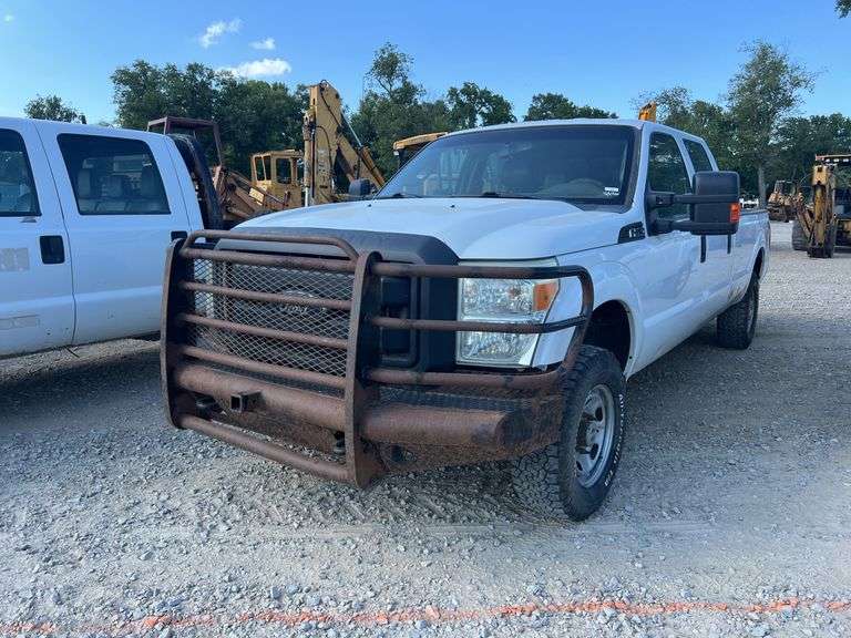 2012 Ford F-250 XL 4x4 Crew Cab Pickup
