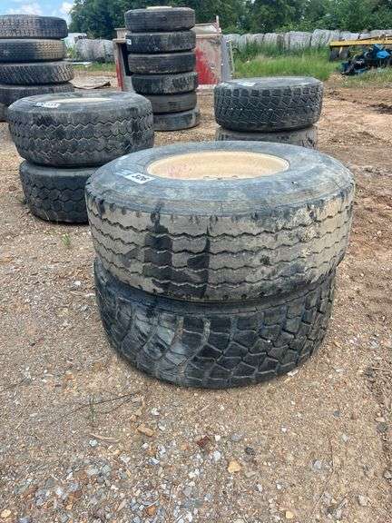 (2) 425/65R22.5 Tires w/ Rims