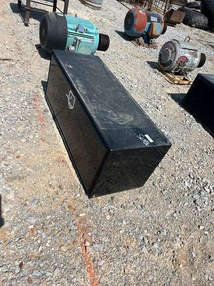 18" x 48" Tool Box