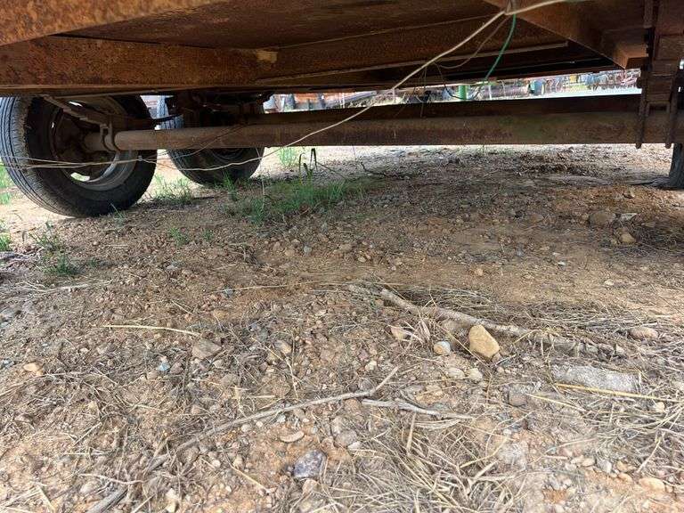 80" x 12' T/A Trailer