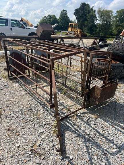 Farrowing Crates
