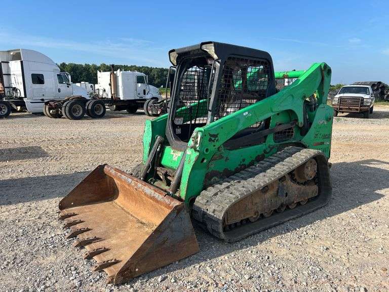 Bobcat T750 Skid Steer Loader