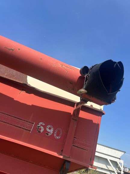 Kilbros S/A Pull Type Grain Cart