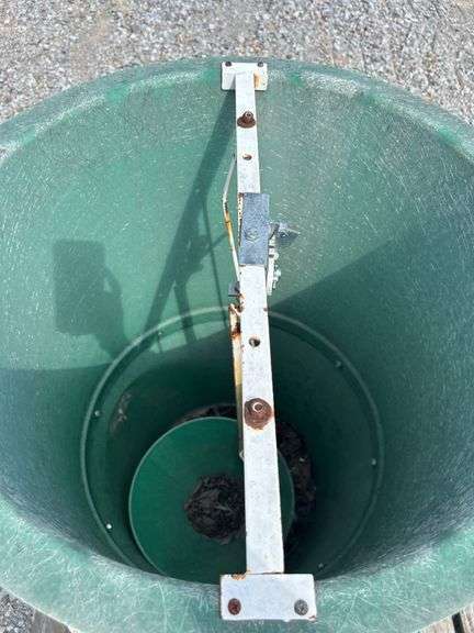 Osborne Hog Feeder