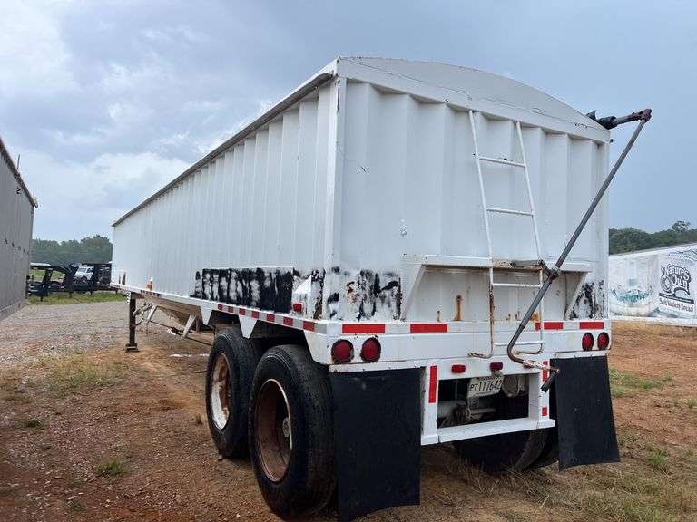 38' T/A Hopper Bottom Trailer