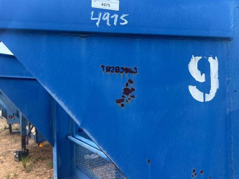2012 76" x 20' T/A Gooseneck Trailer