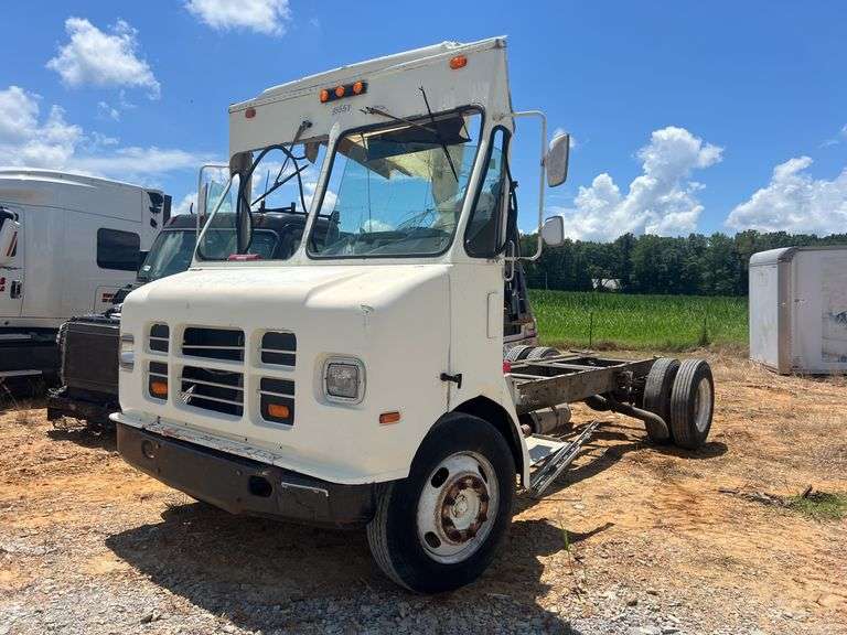 1998 International S/A Box Truck *INOP
