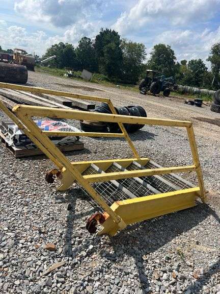 30" W Steps