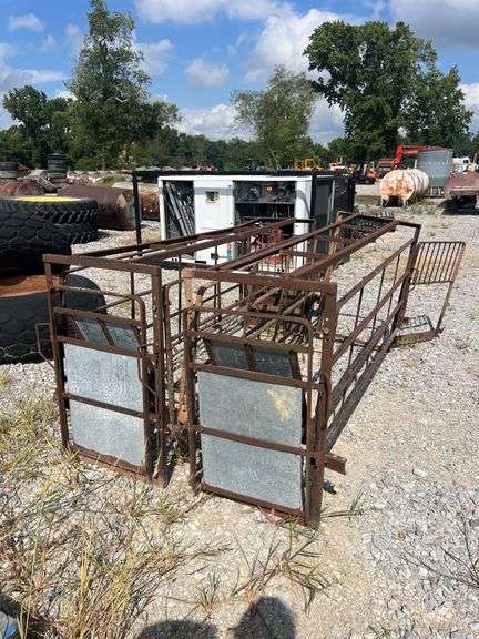 Farrowing Crates
