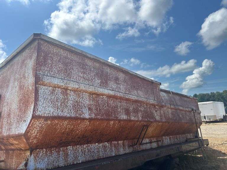 Roman T/A Gooseneck Hopper Trailer
