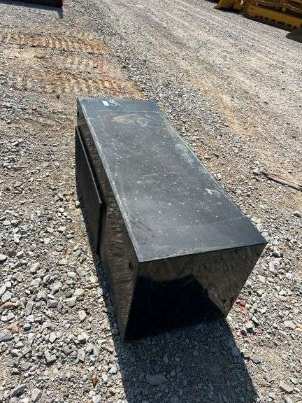18" x 48" Tool Box