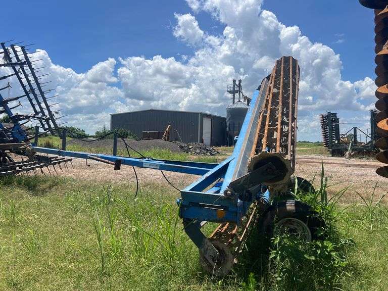 30' Pull Type DMI Crumbler *OFFSITE