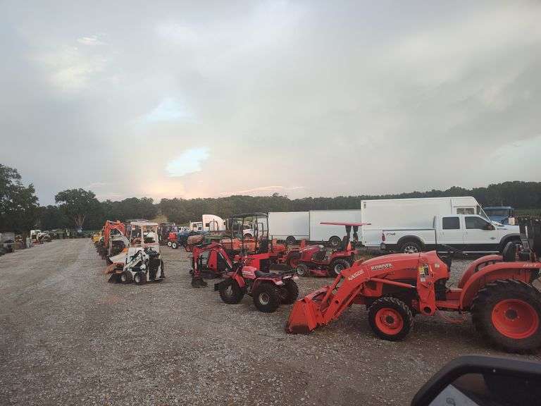 Auction Lot Drive Thru Video