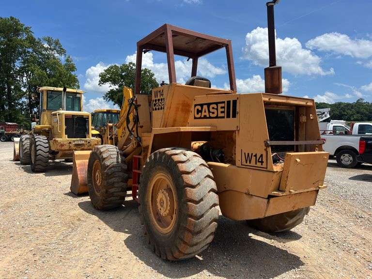 Case W14 Wheel Loader