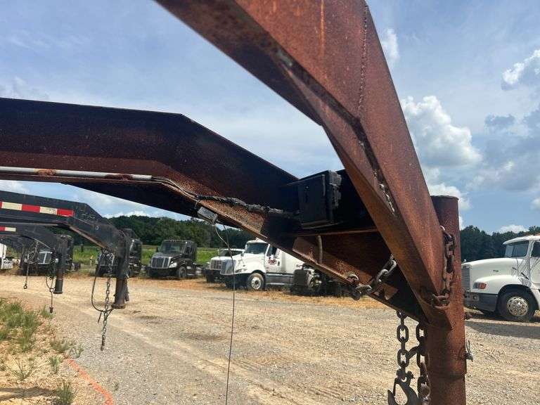 6.5 x 20' T/A Gooseneck Trailer