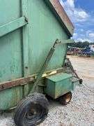 John Deere 510 Pull Type Round Hay Baler