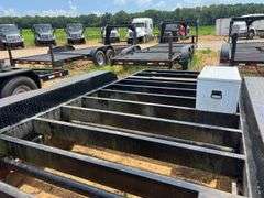 2010 6.5' x 20' Tri/Axle Trailer