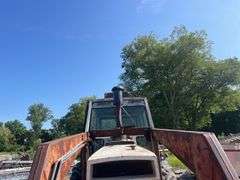 Case 451 Cab Tractor w/ Loader *INOP