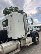 2010 Peterbilt 384 T/A Sleeper Truck *INOP