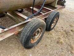 1,000 Gallon Pull Type Fuel Trailer