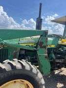 John Deere 1650 Tractor w/ Loader
