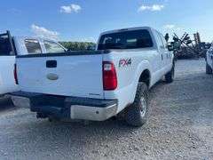 2012 Ford F-250 XL 4x4 Crew Cab Pickup