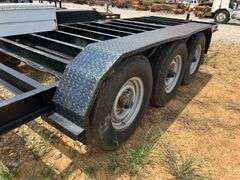 2010 6.5' x 20' Tri/Axle Trailer