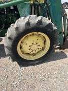 John Deere 1650 Tractor w/ Loader