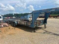 2013 80" x 20' T/A Gooseneck Trailer