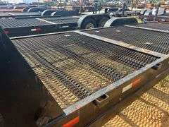 2013 C & M 7' x 20' T/A Gooseneck Trailer