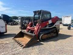 Takeuchi TL12V2 Skid Steer Loader