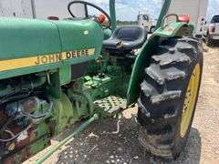 John Deere 1050 Tractor