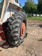 Case 451 Cab Tractor w/ Loader *INOP