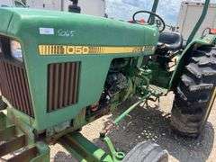 John Deere 1050 Tractor