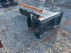 Unused Wolverine 72" Skid Steer Q/A Trencher