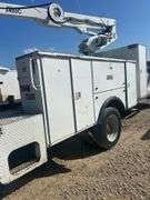 Ford F-550 Reg Cab Bucket Truck